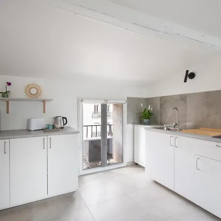 Apartment Beaux Arts Proche Tram Et Corum Climatisation Quartier Boheme Montpellier