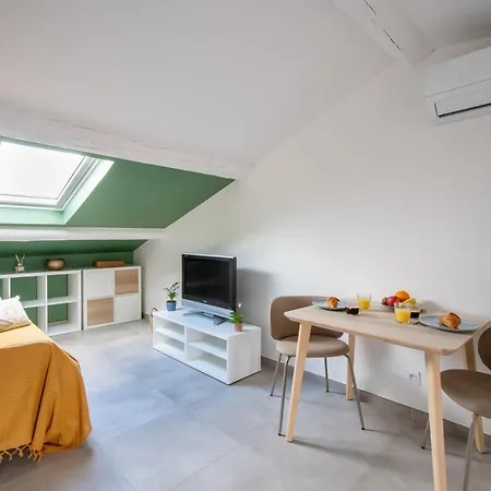 Beaux Arts Proche Tram Et Corum Climatisation Quartier Boheme Apartment