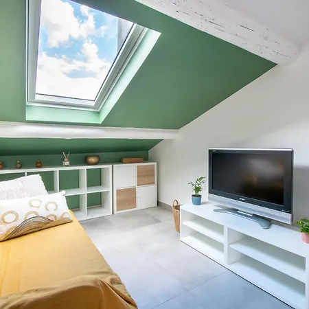 Apartment Beaux Arts Proche Tram Et Corum Climatisation Quartier Boheme Montpellier