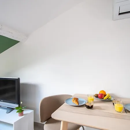 Apartment Beaux Arts Proche Tram Et Corum Climatisation Quartier Boheme *